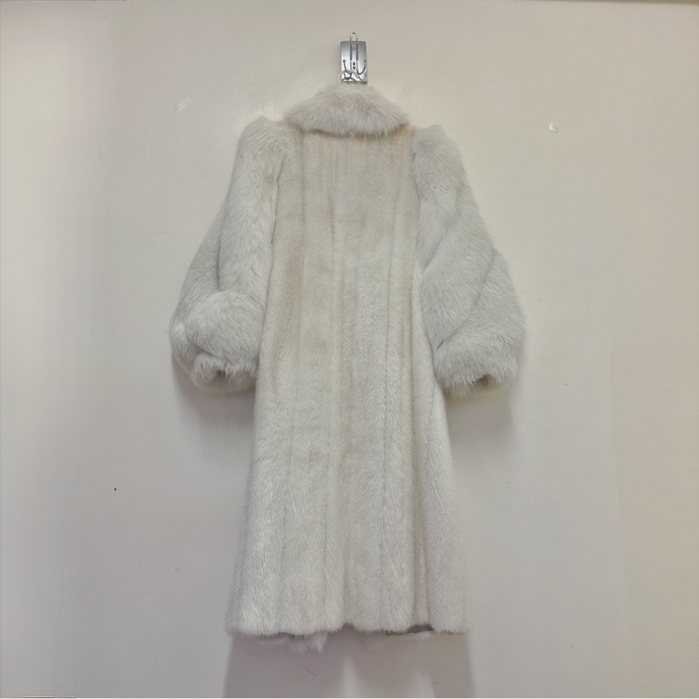 Christian Dior Cream Blush  Mink and Fox Fur Coat - Picture 3 of 16